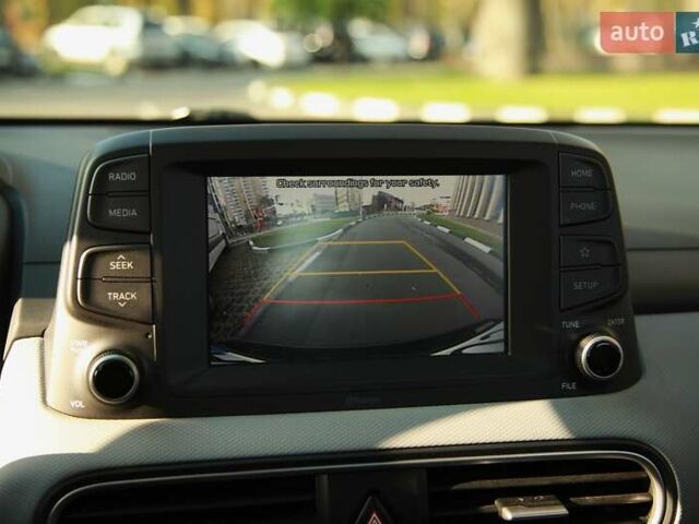 Черный Хендай Kona, объемом двигателя 2 л и пробегом 90 тыс. км за 17000 $, фото 15 на Automoto.ua
