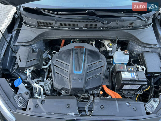 Черный Хендай Kona, объемом двигателя 0 л и пробегом 148 тыс. км за 18700 $, фото 16 на Automoto.ua