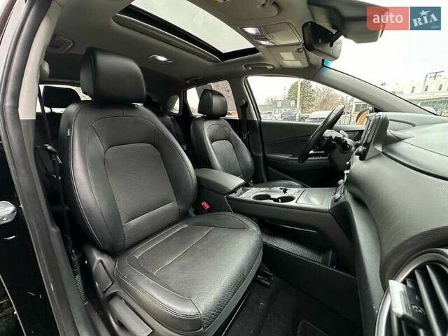 Черный Хендай Kona, объемом двигателя 0 л и пробегом 56 тыс. км за 8200 $, фото 13 на Automoto.ua