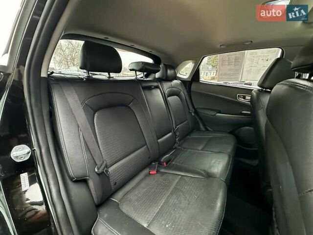 Черный Хендай Kona, объемом двигателя 0 л и пробегом 56 тыс. км за 8200 $, фото 17 на Automoto.ua