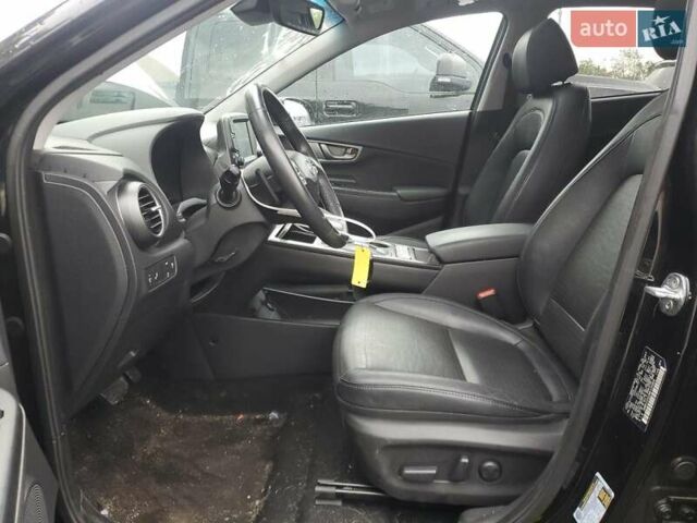 Чорний Хендай Kona, об'ємом двигуна 0 л та пробігом 62 тис. км за 5000 $, фото 6 на Automoto.ua