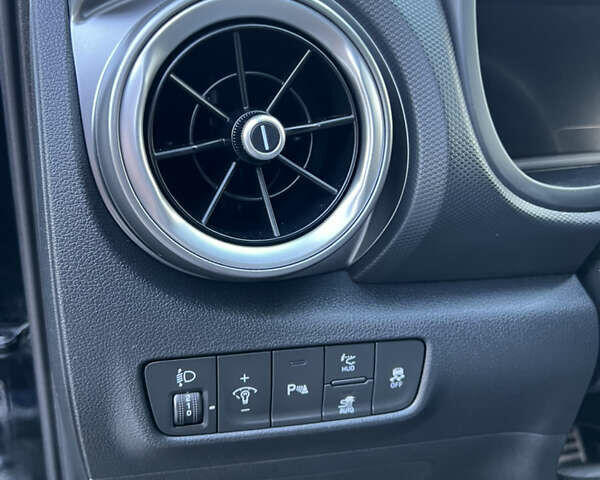 Черный Хендай Kona, объемом двигателя 0 л и пробегом 148 тыс. км за 18700 $, фото 14 на Automoto.ua