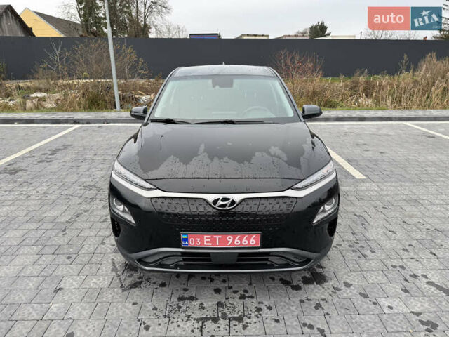 Чорний Хендай Kona, об'ємом двигуна 0 л та пробігом 80 тис. км за 15800 $, фото 8 на Automoto.ua