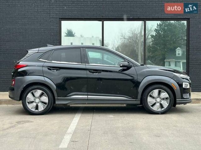 Черный Хендай Kona, объемом двигателя 0 л и пробегом 56 тыс. км за 8200 $, фото 9 на Automoto.ua