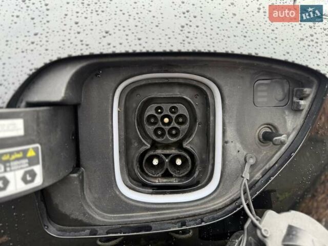 Черный Хендай Kona, объемом двигателя 0 л и пробегом 94 тыс. км за 19450 $, фото 21 на Automoto.ua