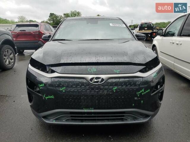 Чорний Хендай Kona, об'ємом двигуна 0 л та пробігом 62 тис. км за 5000 $, фото 5 на Automoto.ua