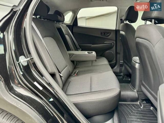 Черный Хендай Kona, объемом двигателя 2 л и пробегом 37 тыс. км за 16900 $, фото 20 на Automoto.ua