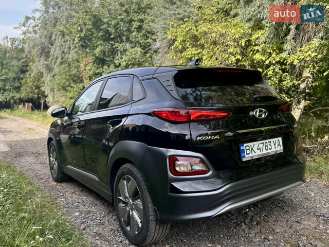 Черный Хендай Kona, объемом двигателя 0 л и пробегом 78 тыс. км за 18000 $, фото 4 на Automoto.ua