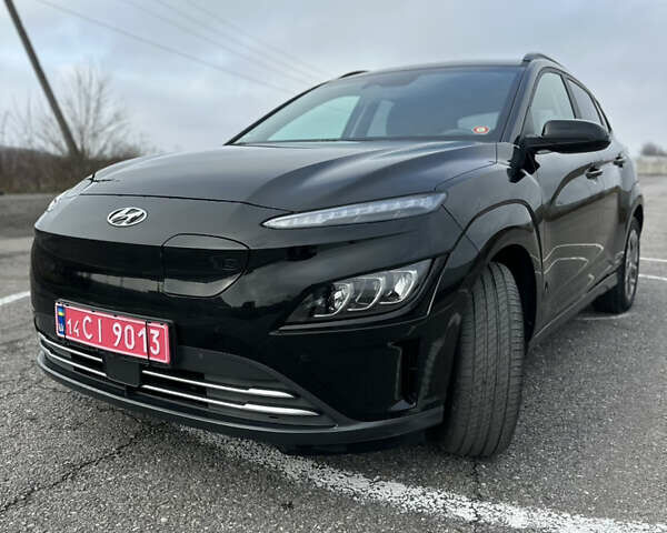 Черный Хендай Kona, объемом двигателя 0 л и пробегом 61 тыс. км за 18100 $, фото 10 на Automoto.ua