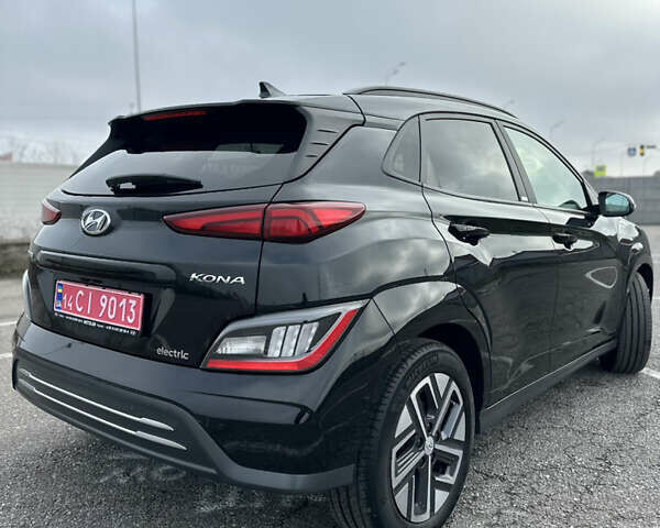 Черный Хендай Kona, объемом двигателя 0 л и пробегом 61 тыс. км за 18100 $, фото 7 на Automoto.ua