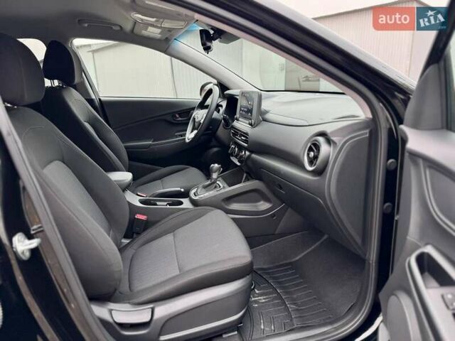 Черный Хендай Kona, объемом двигателя 2 л и пробегом 37 тыс. км за 16900 $, фото 29 на Automoto.ua