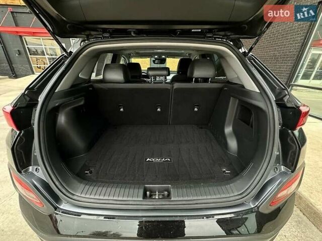 Черный Хендай Kona, объемом двигателя 0 л и пробегом 56 тыс. км за 8200 $, фото 11 на Automoto.ua