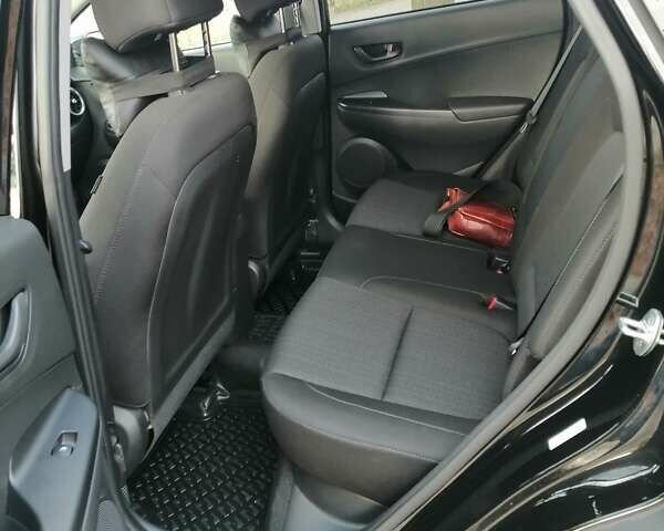 Чорний Хендай Kona, об'ємом двигуна 2 л та пробігом 20 тис. км за 22000 $, фото 35 на Automoto.ua