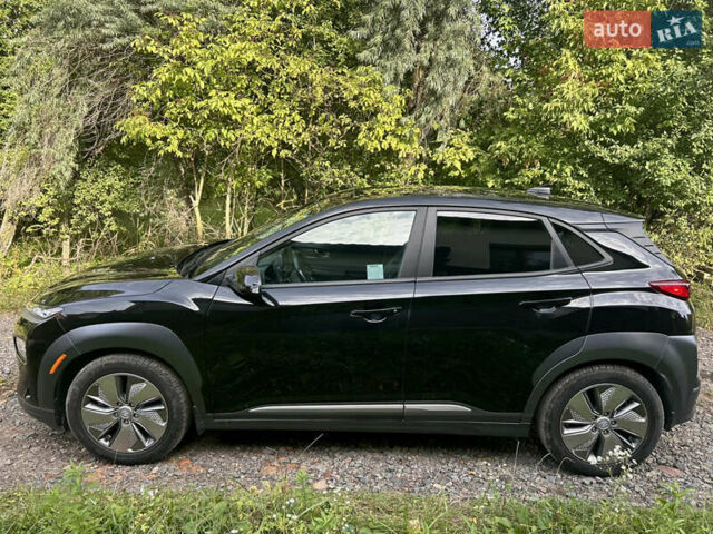 Черный Хендай Kona, объемом двигателя 0 л и пробегом 78 тыс. км за 18000 $, фото 3 на Automoto.ua