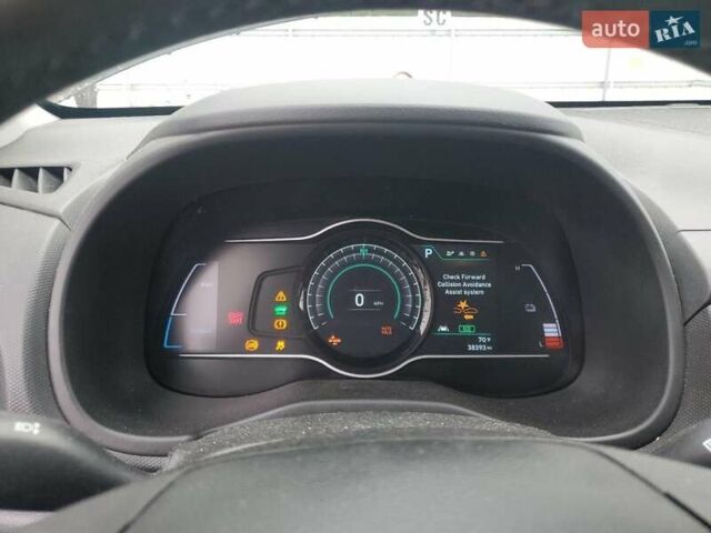 Чорний Хендай Kona, об'ємом двигуна 0 л та пробігом 62 тис. км за 5000 $, фото 8 на Automoto.ua