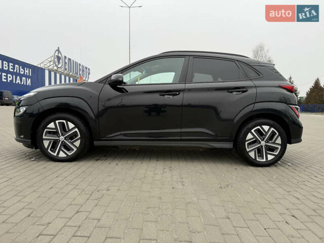 Черный Хендай Kona, объемом двигателя 0 л и пробегом 74 тыс. км за 20900 $, фото 6 на Automoto.ua