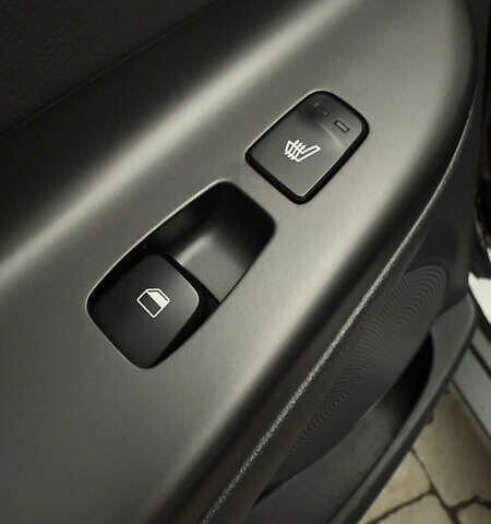 Черный Хендай Kona, объемом двигателя 0 л и пробегом 134 тыс. км за 20999 $, фото 35 на Automoto.ua