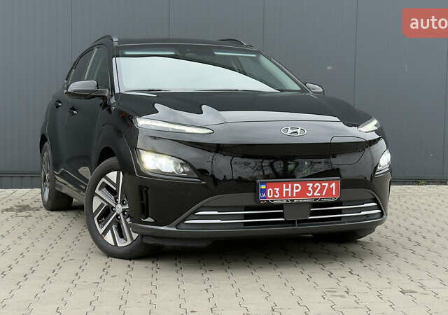 Черный Хендай Kona, объемом двигателя 0 л и пробегом 134 тыс. км за 20999 $, фото 8 на Automoto.ua