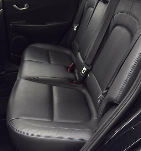 Черный Хендай Kona, объемом двигателя 0 л и пробегом 134 тыс. км за 20999 $, фото 36 на Automoto.ua