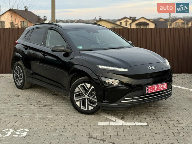 Чорний Хендай Kona, об'ємом двигуна 0 л та пробігом 16 тис. км за 18000 $, фото 4 на Automoto.ua