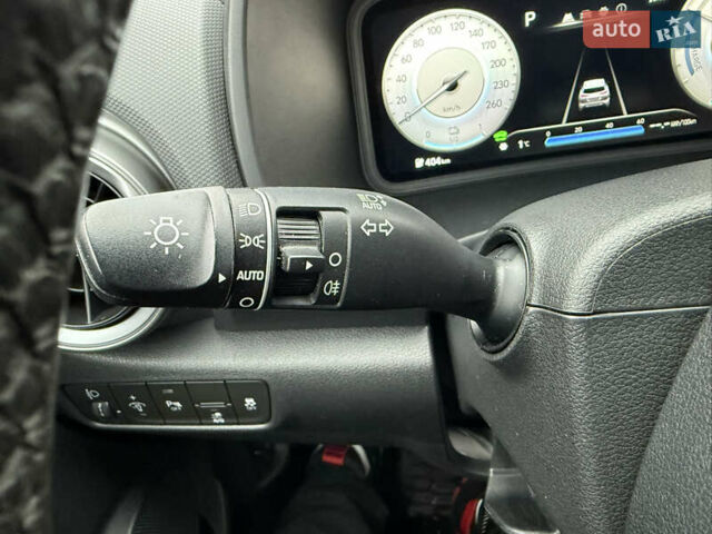 Черный Хендай Kona, объемом двигателя 0 л и пробегом 74 тыс. км за 20900 $, фото 29 на Automoto.ua