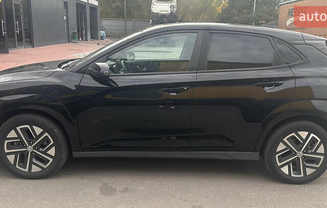 Черный Хендай Kona, объемом двигателя 0 л и пробегом 42 тыс. км за 18500 $, фото 45 на Automoto.ua