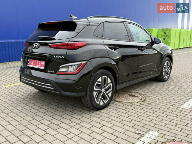 Черный Хендай Kona, объемом двигателя 0 л и пробегом 156 тыс. км за 19800 $, фото 15 на Automoto.ua