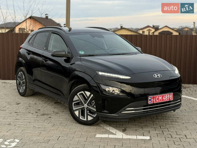 Чорний Хендай Kona, об'ємом двигуна 0 л та пробігом 16 тис. км за 18000 $, фото 5 на Automoto.ua