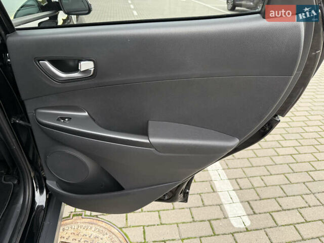 Черный Хендай Kona, объемом двигателя 0 л и пробегом 156 тыс. км за 19800 $, фото 47 на Automoto.ua