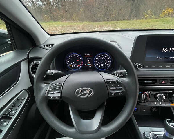 Черный Хендай Kona, объемом двигателя 2 л и пробегом 85 тыс. км за 19000 $, фото 18 на Automoto.ua