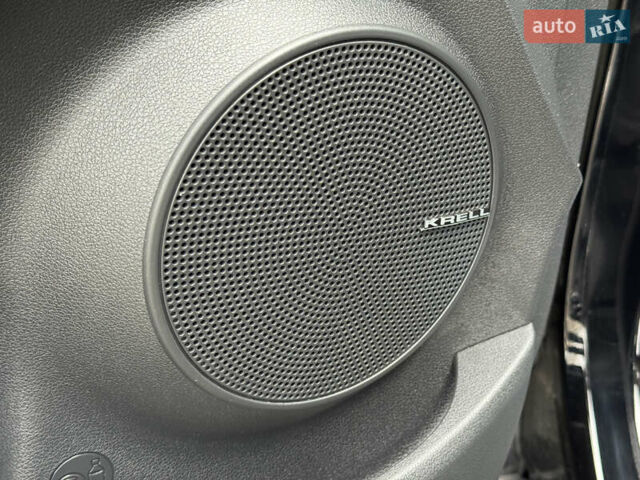 Чорний Хендай Kona, об'ємом двигуна 0 л та пробігом 36 тис. км за 18700 $, фото 5 на Automoto.ua