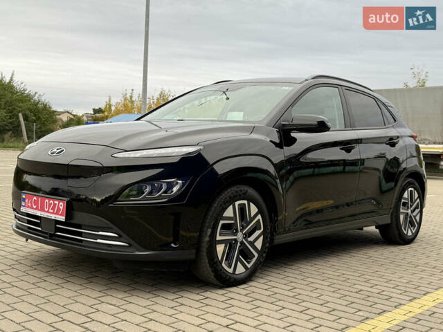 Черный Хендай Kona, объемом двигателя 0 л и пробегом 156 тыс. км за 19800 $, фото 11 на Automoto.ua