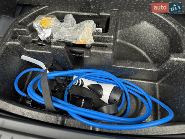 Чорний Хендай Kona, об'ємом двигуна 0 л та пробігом 36 тис. км за 18700 $, фото 55 на Automoto.ua
