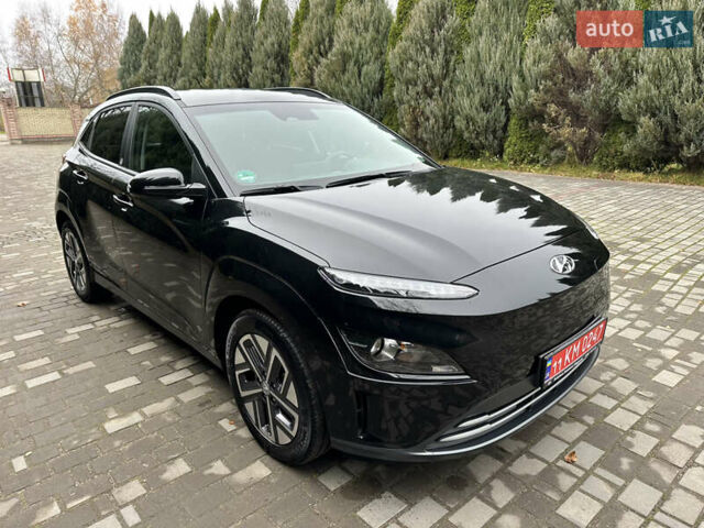 Чорний Хендай Kona, об'ємом двигуна 0 л та пробігом 54 тис. км за 16800 $, фото 23 на Automoto.ua