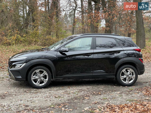 Черный Хендай Kona, объемом двигателя 2 л и пробегом 85 тыс. км за 19000 $, фото 3 на Automoto.ua
