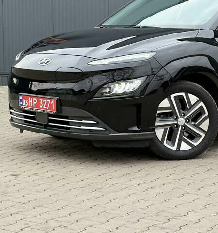 Черный Хендай Kona, объемом двигателя 0 л и пробегом 134 тыс. км за 20999 $, фото 13 на Automoto.ua