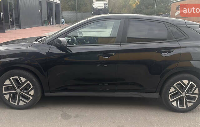 Черный Хендай Kona, объемом двигателя 0 л и пробегом 42 тыс. км за 18500 $, фото 34 на Automoto.ua