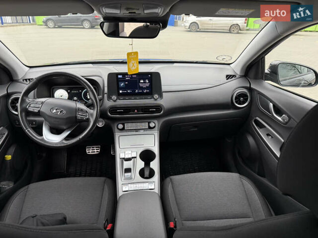Черный Хендай Kona, объемом двигателя 0 л и пробегом 74 тыс. км за 20900 $, фото 24 на Automoto.ua
