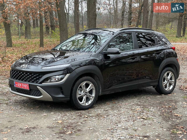 Черный Хендай Kona, объемом двигателя 2 л и пробегом 85 тыс. км за 19000 $, фото 2 на Automoto.ua