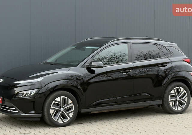 Черный Хендай Kona, объемом двигателя 0 л и пробегом 134 тыс. км за 20999 $, фото 21 на Automoto.ua