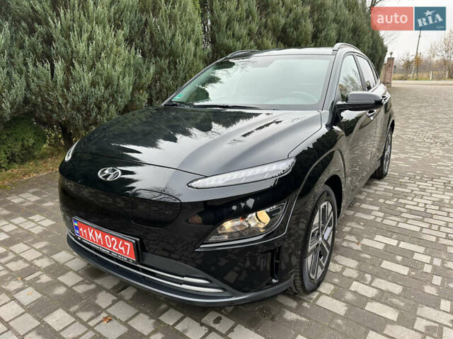 Чорний Хендай Kona, об'ємом двигуна 0 л та пробігом 54 тис. км за 16800 $, фото 7 на Automoto.ua
