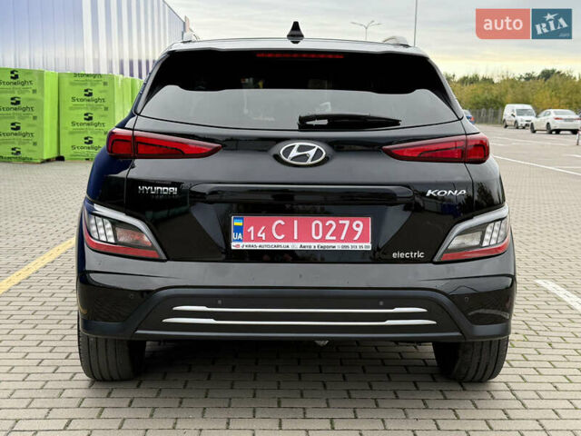 Черный Хендай Kona, объемом двигателя 0 л и пробегом 156 тыс. км за 19800 $, фото 14 на Automoto.ua