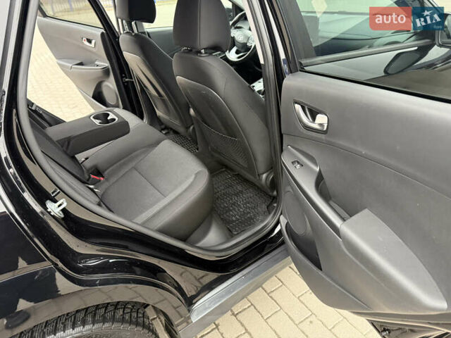 Черный Хендай Kona, объемом двигателя 0 л и пробегом 74 тыс. км за 20900 $, фото 16 на Automoto.ua