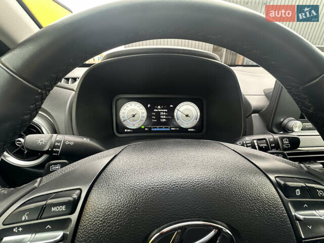 Черный Хендай Kona, объемом двигателя 0 л и пробегом 42 тыс. км за 18500 $, фото 52 на Automoto.ua