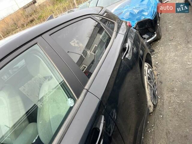 Чорний Хендай Kona, об'ємом двигуна 0 л та пробігом 66 тис. км за 11500 $, фото 9 на Automoto.ua