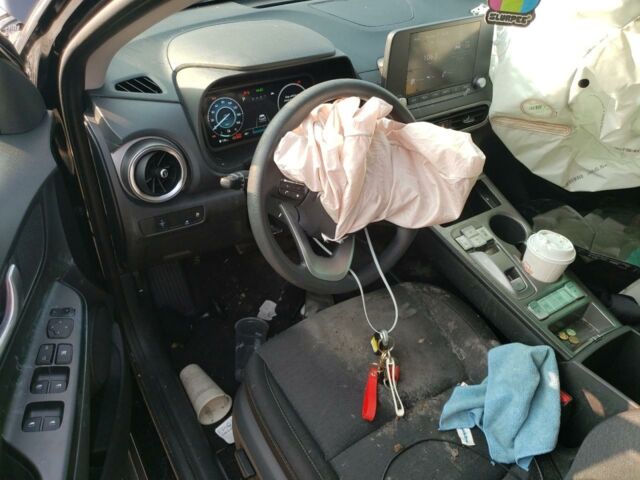 Чорний Хендай Kona, об'ємом двигуна 0 л та пробігом 34 тис. км за 11300 $, фото 7 на Automoto.ua