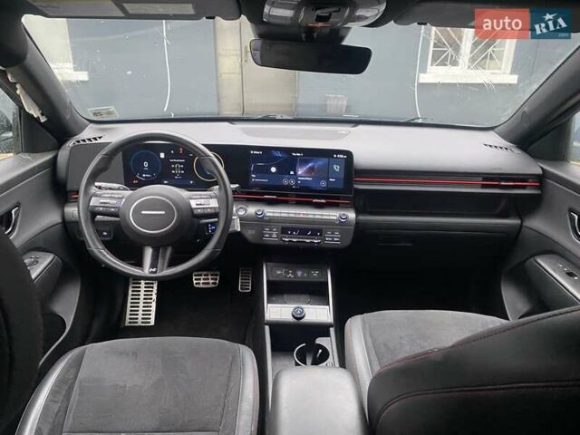 Черный Хендай Kona, объемом двигателя 1.6 л и пробегом 54 тыс. км за 25700 $, фото 11 на Automoto.ua