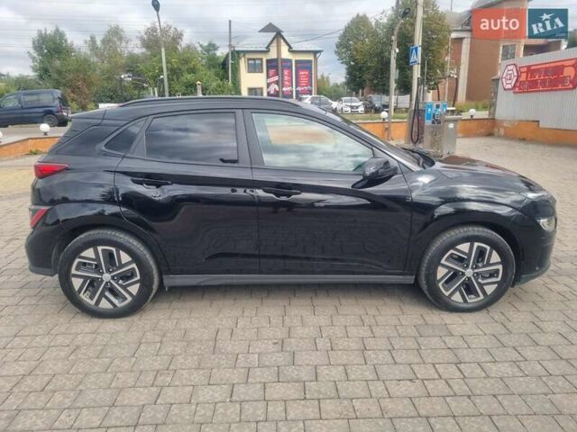 Чорний Хендай Kona, об'ємом двигуна 0 л та пробігом 20 тис. км за 17700 $, фото 7 на Automoto.ua