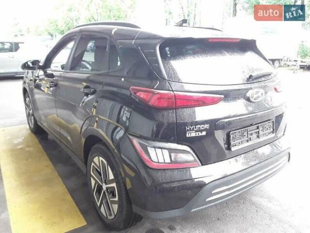 Чорний Хендай Kona, об'ємом двигуна 0 л та пробігом 28 тис. км за 16500 $, фото 1 на Automoto.ua