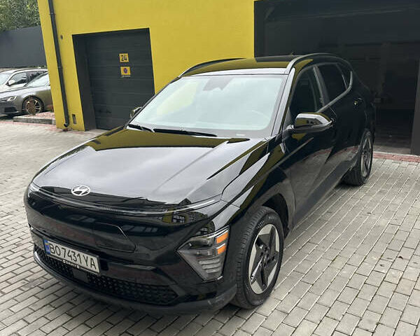 Черный Хендай Kona, объемом двигателя 0 л и пробегом 10 тыс. км за 23300 $, фото 1 на Automoto.ua